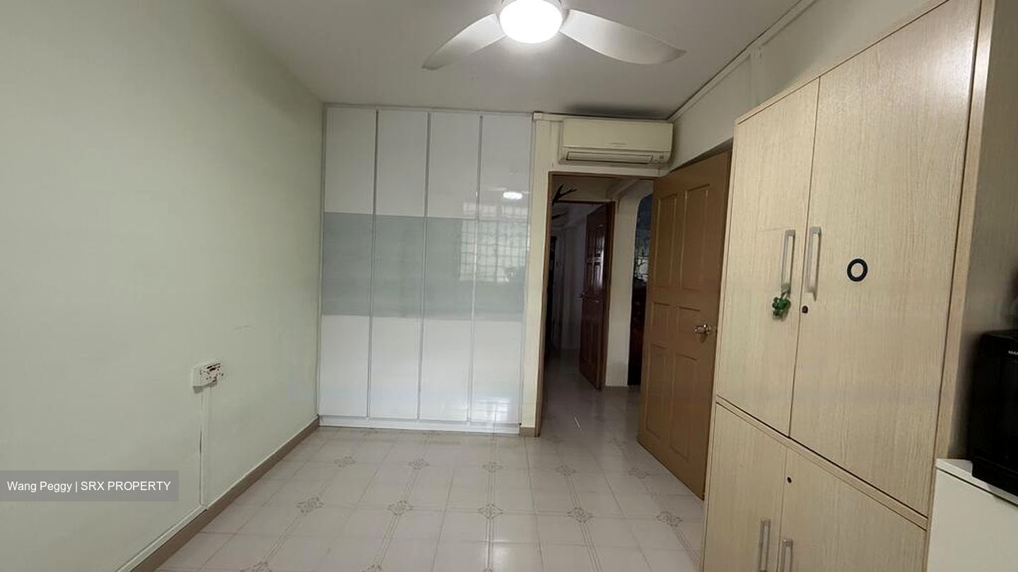 Blk 241 Serangoon Avenue 3 (Serangoon), HDB 3 Rooms #452931691
